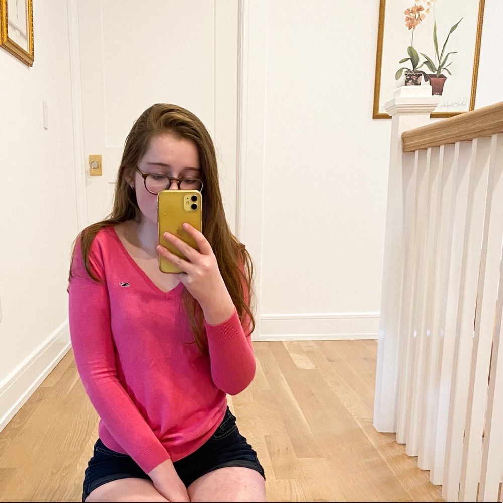 Pink Vineyard Vines VNeck Sweater